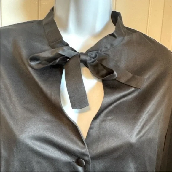 Tom Ford Black Satin Button-Down Blouse - Picture 10 of 11